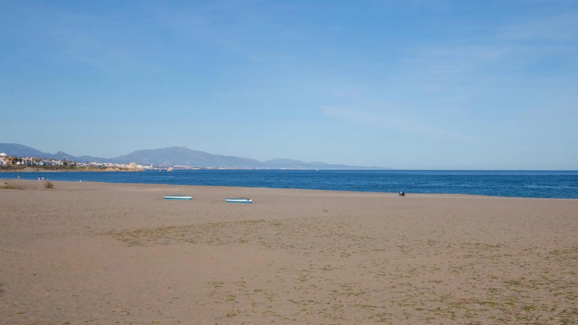 Close To The Beach, 5 Minutes Walk San Luis de Sabinillas Apartman
